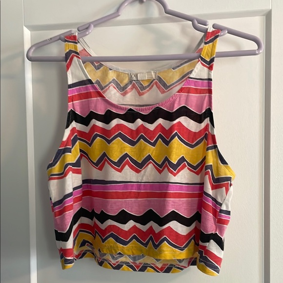 Forever 21 Tops - Forever 21 Pink and Yellow Graphic Crop Tank Top
